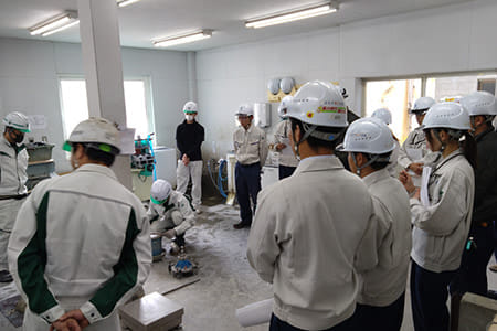 施設見学・体験
